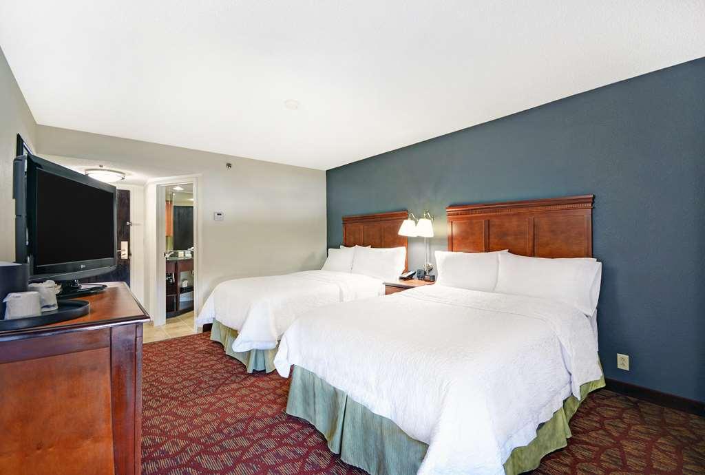 Hampton Inn Athens Oda fotoğraf