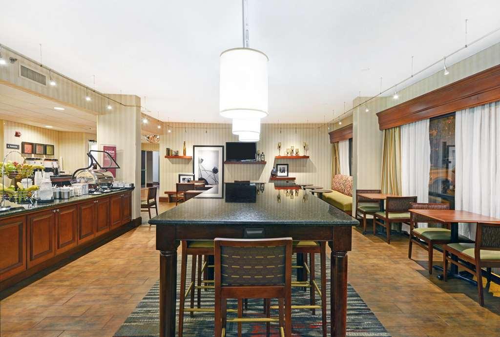 Hampton Inn Athens Restoran fotoğraf