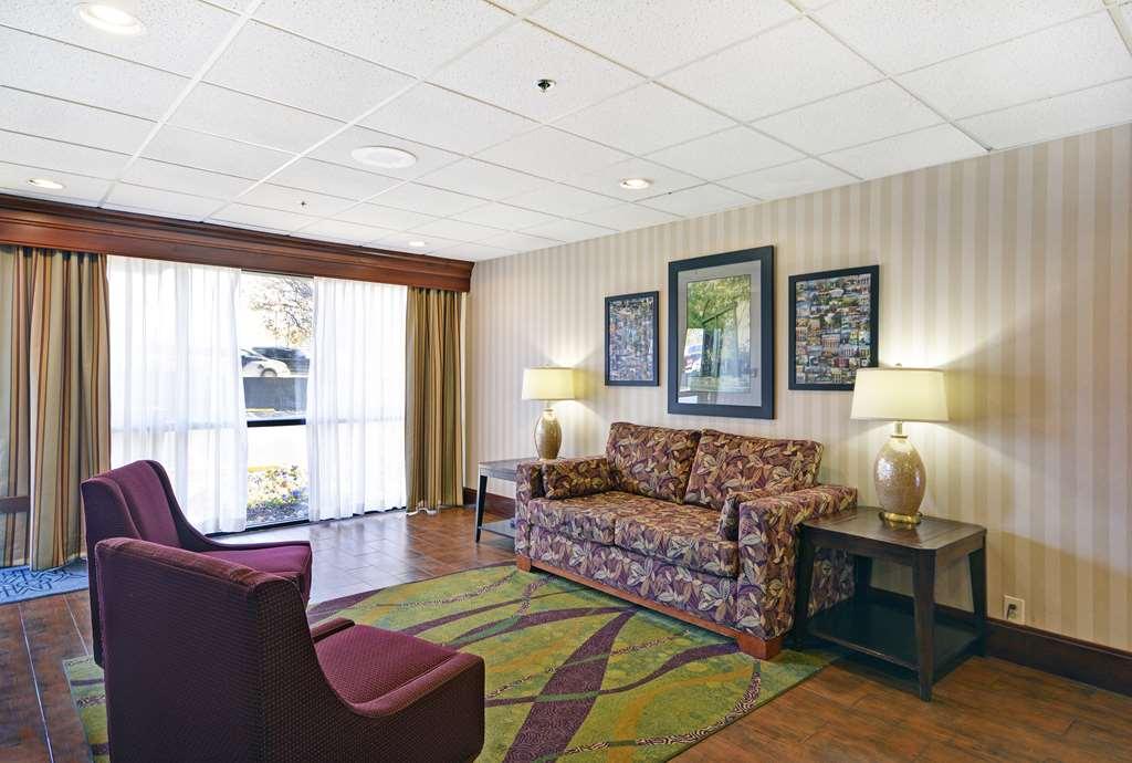 Hampton Inn Athens İç mekan fotoğraf